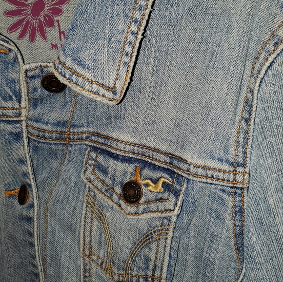 Hollister jean jacket. - Picture 3 of 3